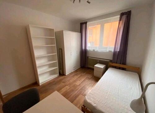 Foto - Möbliertes Zimmer in 71706 Markgröningen