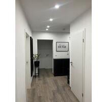 Sanierte 4,5-Zimmer-Wohnung nahe Hofgarten inkl. 2 TG-Stellplätze - Bayreuth City