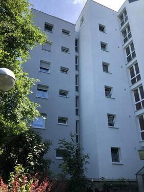 Foto - Ein tolles Wohngefühl: geräumige 3,5-Zimmer-Wohnung mit Balkon