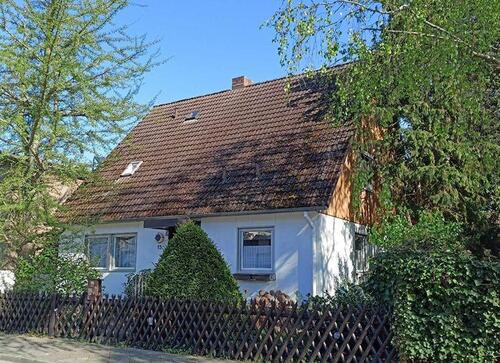 Foto - Haus mit Grundstück - 575.000,00&nbsp;EUR Kaufpreis, ca.&nbsp; 149,00&nbsp;m&sup2;