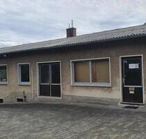 Gewerbegebäude ab 01.08.2025 nähe Bad Hersfeld zu verpachten