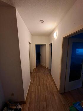 Foto - Zentrale 3-Zimmer-Wohnung mit Balkon – 65 m²