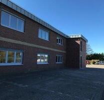 Büroflächen im 1. OG. - 1.040,00&nbsp;EUR Kaltmiete, ca.&nbsp; 6,50&nbsp;m&sup2; in Bad Zwischenahn (PLZ: 26160)