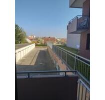 Schöne,ruhige Wohnung nahe Hubland mit Balkon und Rooftopterrasse - Gerbrunn