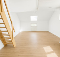 Galeriewohnung Erstbezug nach Modernisierung 4,5 Zimmer - Steinenbronn