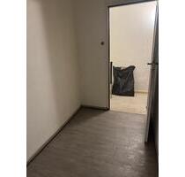 Trockener Abstellraum Lagerfläche auf dem Dachboden - Frankfurt am Main Unterliederbach