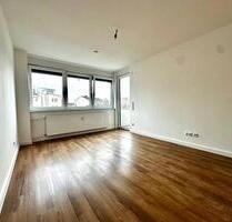 Stilvolle sanierte 2-Zimmer Wohnung mit Einbauküche in Mannheim