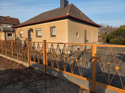 Foto - Einfamilienhaus, voll unterkellert mit Tiefgarage