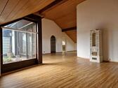Foto - Sehr schöne 2,5 Zimmer Dachgeschoss Wohnung zu vermieten