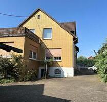 Einfamilienhaus - 2.200,00&nbsp;EUR Kaltmiete, ca.&nbsp; 180,00&nbsp;m&sup2; in Laatzen (PLZ: 30880)