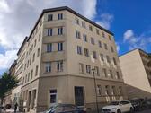 Foto - Südliche Innenstadt, Balkon, großes Wohnzimmer, Badewanne