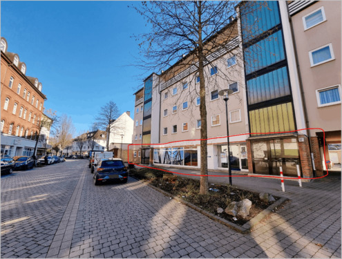 Foto - Großzügiges Ladenlokal im EG mit großem Schaufenster mit Keller