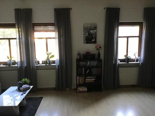 Foto - Großzügige 4-Zimmer-EG-Wohnung (110 m²) in Geo zu vermieten