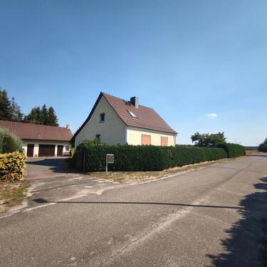 Foto - Provisionsfrei: EFH mit 2572 m² Grundstück, Nebengebäude