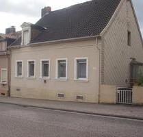 Haus Nähe Stadtmitte - 179.000,00 EUR Kaufpreis, in Sankt Ingbert (PLZ: 66386)