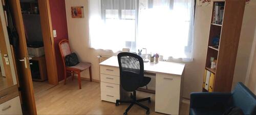 Foto - Dringend! 3-Zimmer-Wohnung. - 560,00 EUR Kaltmiete, ca.  60,00 m²