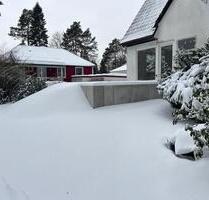 Zwei Generationen Haus komplett saniert, mit großen Garten - Burgdorf