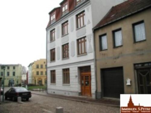 Foto - 2 Raum Wohnung Zentrum, EBK, Laminat