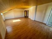 Foto - Dachgeschosswohnung in Neutraubling