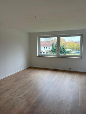 Foto - Erstbezug nach Sanierung: 2 Zi. Wohnung mit Balkon in Garbsen