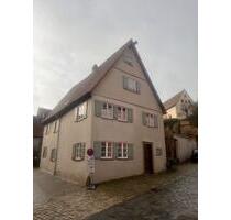 Schöne Wohnung zu vermieten - 700,00&nbsp;EUR Kaltmiete, ca.&nbsp; 70,00&nbsp;m&sup2; in Dinkelsbühl (PLZ: 91550)