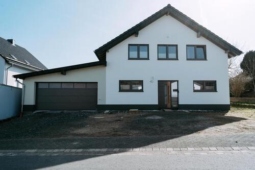 Foto - Massiv-Neubau mit gehobener Ausstattung - Provisionsfrei!