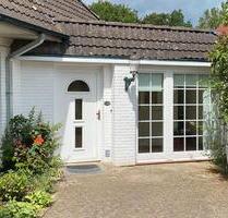 Freistehendes, Einfamilienhaus mit separat gelegener Einliegerwhg - Lilienthal