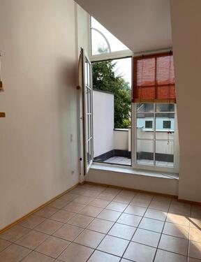 Foto - 2.5 Zimmer Dachgeschoßwohnung zur Miete in München