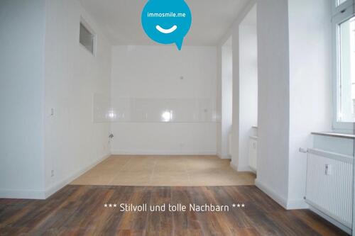 Foto - 3-Raum • modernes Laminat • Balkon • weiße Stiltüren • Hochparterre • Lutherviertel • Mieten