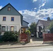 Idyllisches Anwesen - Haus in Buseck, Garten, Sauna, Studio, Hof