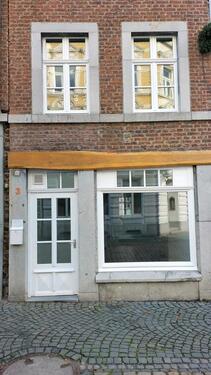 Foto - Ladenlokal zu Vermieten - 550,00 EUR Kaltmiete, ca.  67,00 m²