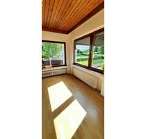 Schöne 4-Zimmer-Wohnung mit Balkon, Garage und Stellplatz - Kall