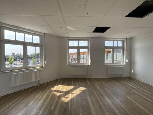 Foto - 260 m²-Gewerbefläche im Elbezentrum in Roßlau – vielseitig nutzbar!