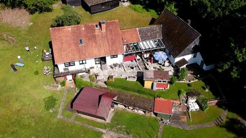 Foto - PROVISIONSFREI: Gepflegtes Haus & uriger Altbau auf 5.000m²