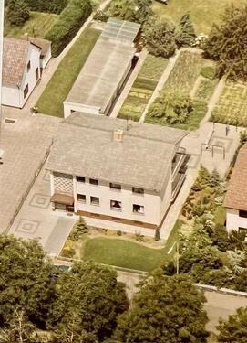 Foto - Zweifamilienhaus mit großem Garten oder zusätzlichem Bauplatz