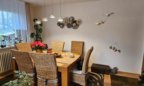 Foto - 2 12 Zimmer Wohnung mit grossem Garten