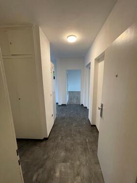 Foto - 3 Zimmer Zentrale Lage - 1.150,00&nbsp;EUR Kaltmiete, ca.&nbsp; 76,00&nbsp;m&sup2;