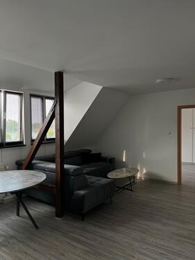 Foto - Helle 2-Zimmer-Dachgeschosswohnung mit Rheinblick in Mainz-Weisen