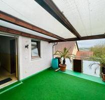 4-Zimmer Wohnung mit Terrasse, großer ausbauf. Dachboden - Schillingsfürst
