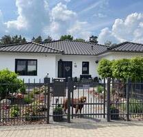 Florida-Feeling in Ludwigsfelde, Traum-Bungalow der Extraklasse