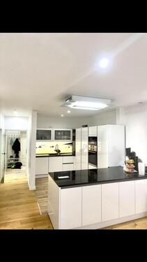 Foto - Helle 3-Zi-Whg, 78 qm - 1.030,00 EUR Kaltmiete,