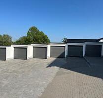 Garage mit Strom und elektrischem Sektionaltor in Drolshagen