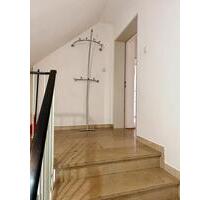 Helle 4-Zimmer-Wohnung, 100 m², hochwertiger Holzboden - Burglengenfeld