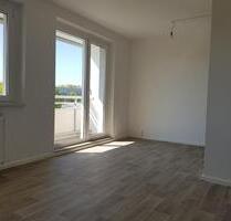 Halle Neustadt - Familienfreundlich wohnen – mit offener Küche & Abstellraum ! - Halle (Saale) Halle-Neustadt