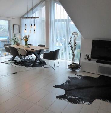 Foto - Helle moderne 2,5 Zimmer DG-Wohnung mit Balkon & Weitblick ins Grüne 1 km von Hattingen Innenstadt