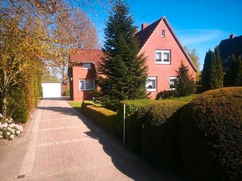 Foto - Einfamilienhaus, Wohnhaus, Haus in Moormerland - Tergast