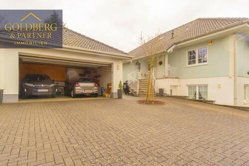 Foto - 9 Zimmer Mehrfamilienhaus, Wohnhaus zum Kaufen in Volkmarsen