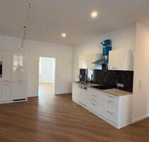 Frisch sanierte 4-Zimmer-Wohnung mit moderner EBK - Eppstein