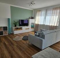 helle und neuwertige Erdgeschosswohnung in zentraler ruhiger Lage - Hemhofen