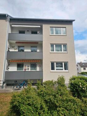 Foto - Helle 4-Zimmer-Wohnung mit Balkon in ruhiger Seitenstraße